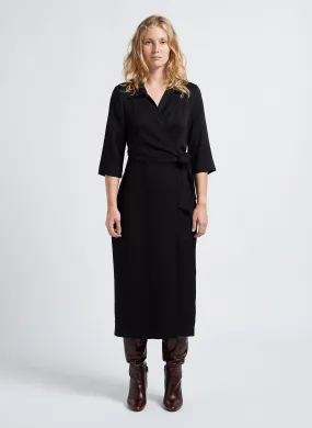 CARMEN BIS - Vestido midi con cuello de pico con vuelta en negro