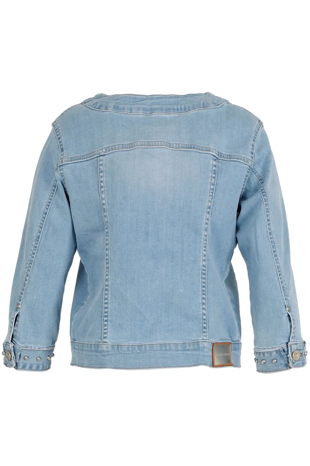 CHAQUETA DENIM CON TACHUELAS