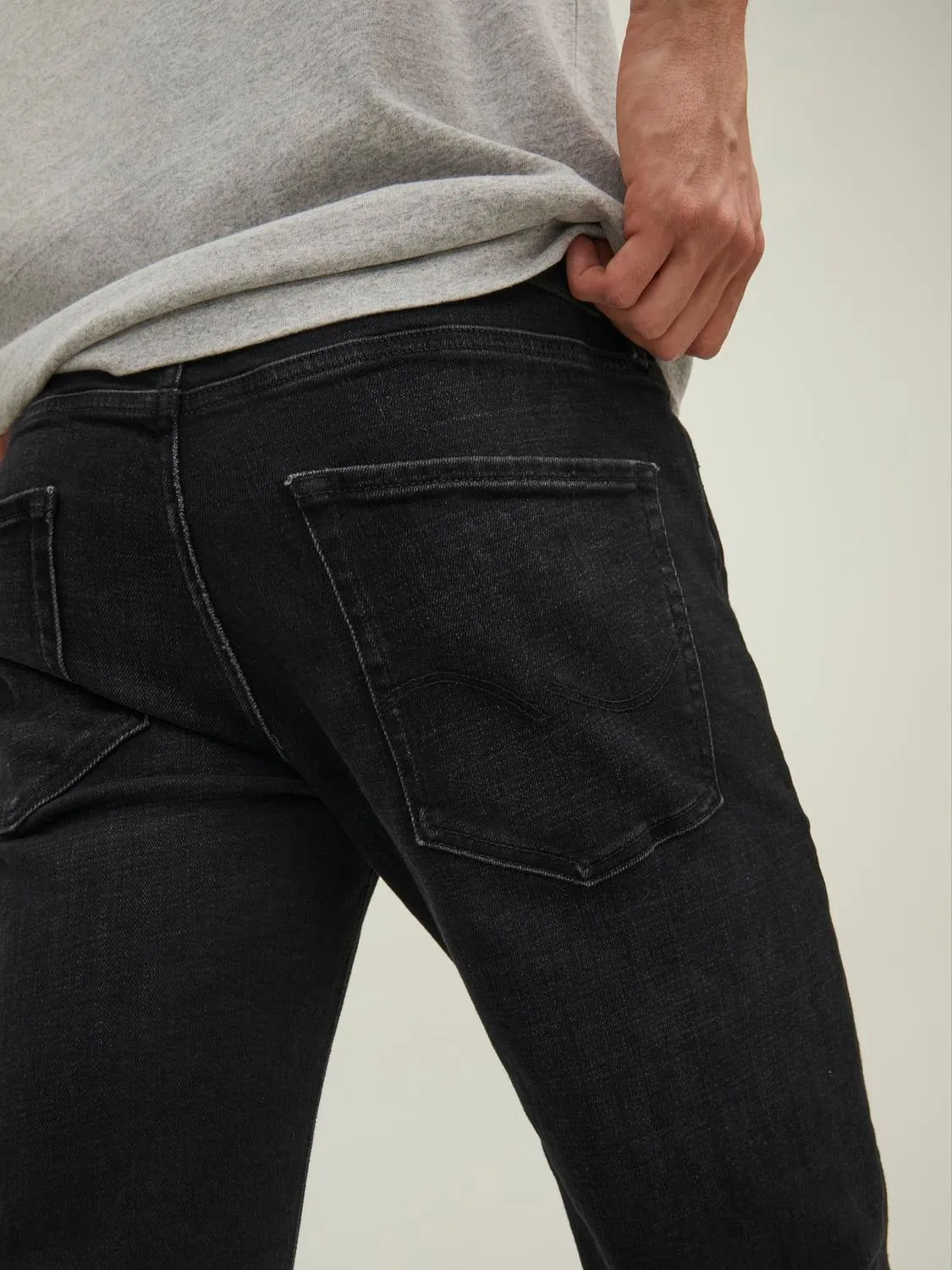 JJIMIKE JJORIGINAL JOS 111 Vaqueros de corte tapered | Negro | Jack & Jones®