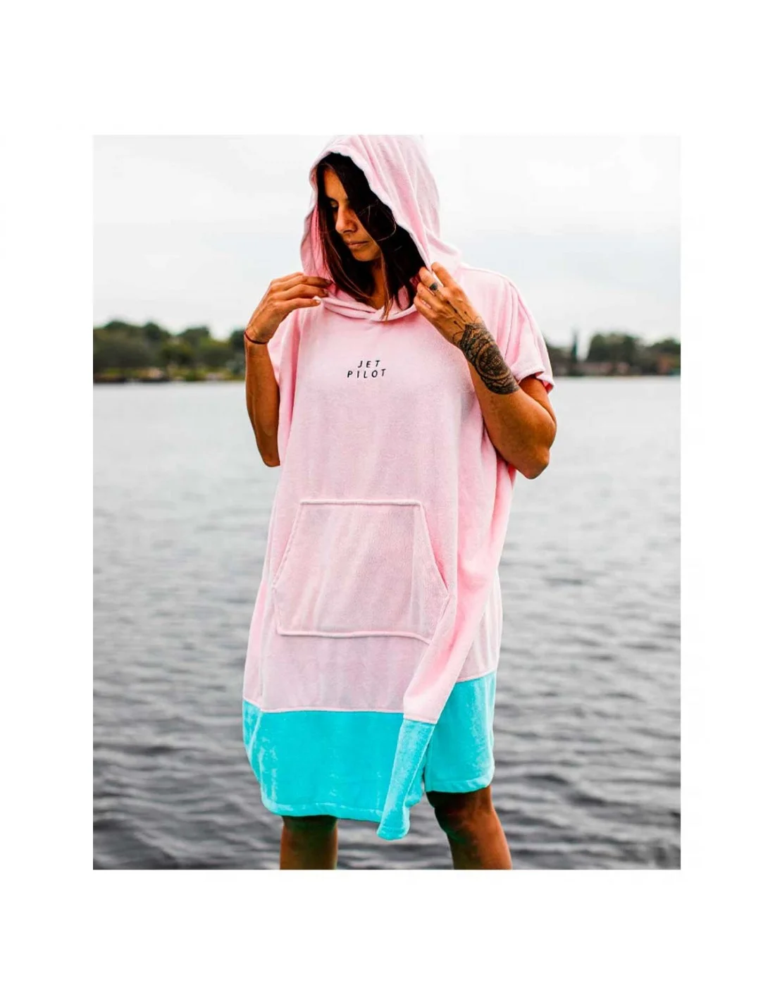 Poncho de toalla Jetpilot con capucha para mujer Rosa/Azul