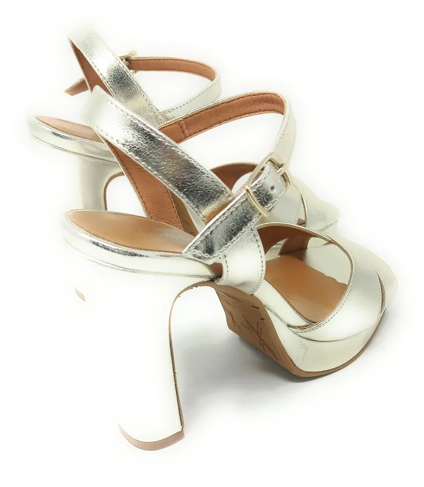 SANDALIAS DANIELA VEGA 2257 METAL PLATINO