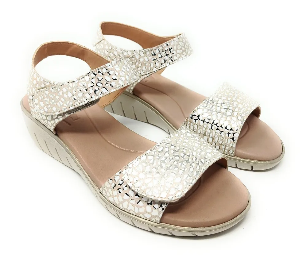 SANDALIAS VALERIA’S CONFORT 1000 PLATINO