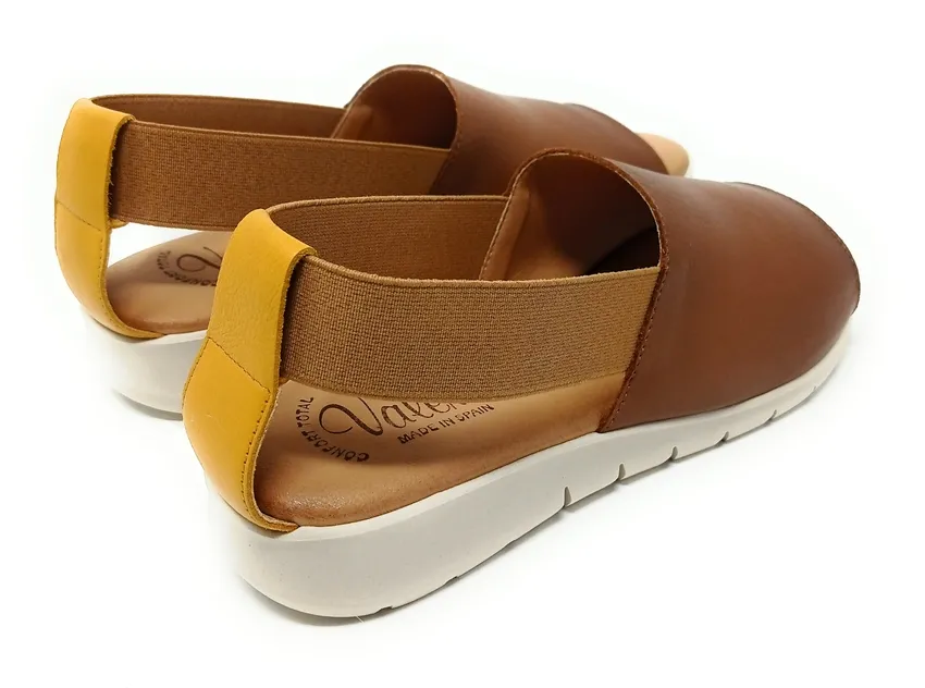 SANDALIAS VALERIA’S CONFORT 9035 CUERO