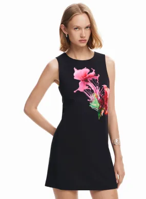 Vestido sin mangas estampado floral en negro